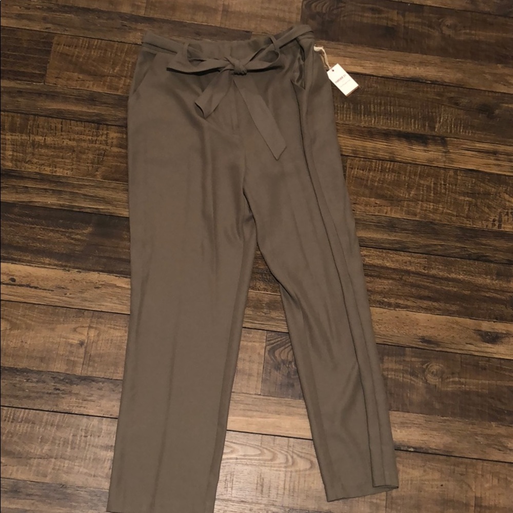 High waist trousers